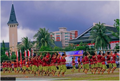 tarian negeri maluku