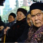 perempuan tua di China